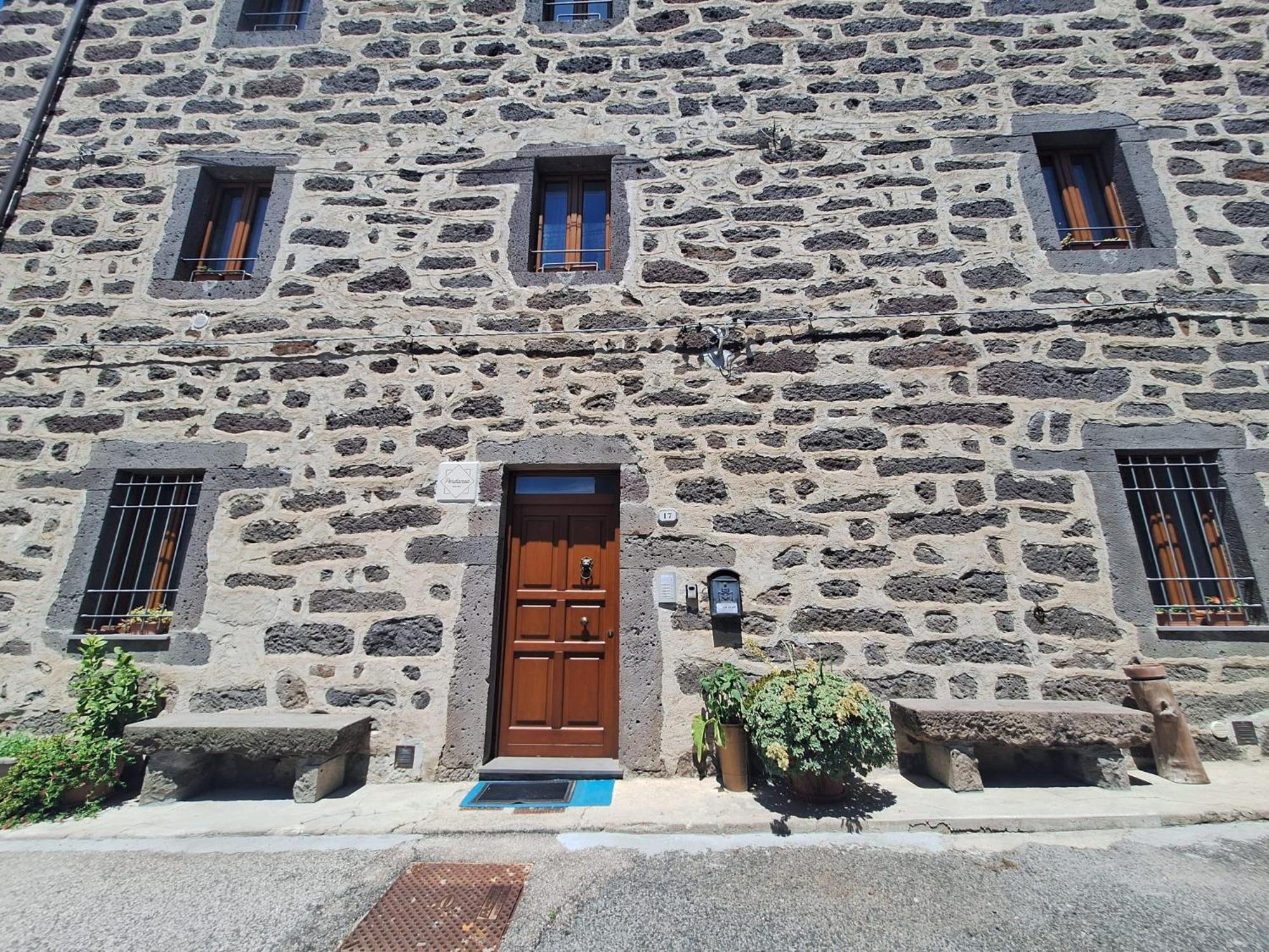 Perdanoa - Appartamenti Ghilarza Εξωτερικό φωτογραφία